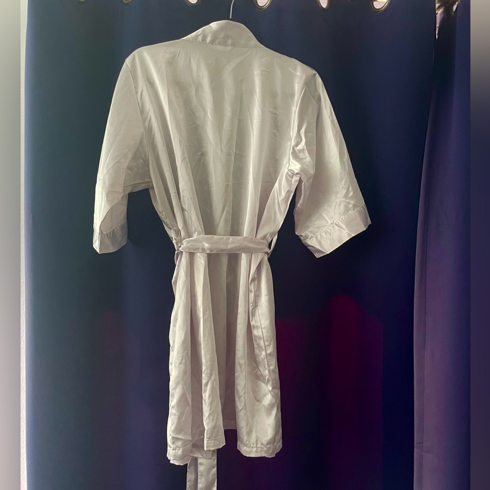 White Satin Robe - Picture 2 of 2